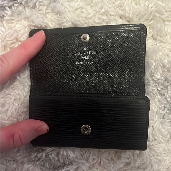 Louis Vuitton Black Epi Key Holder - Picture 3 of 10